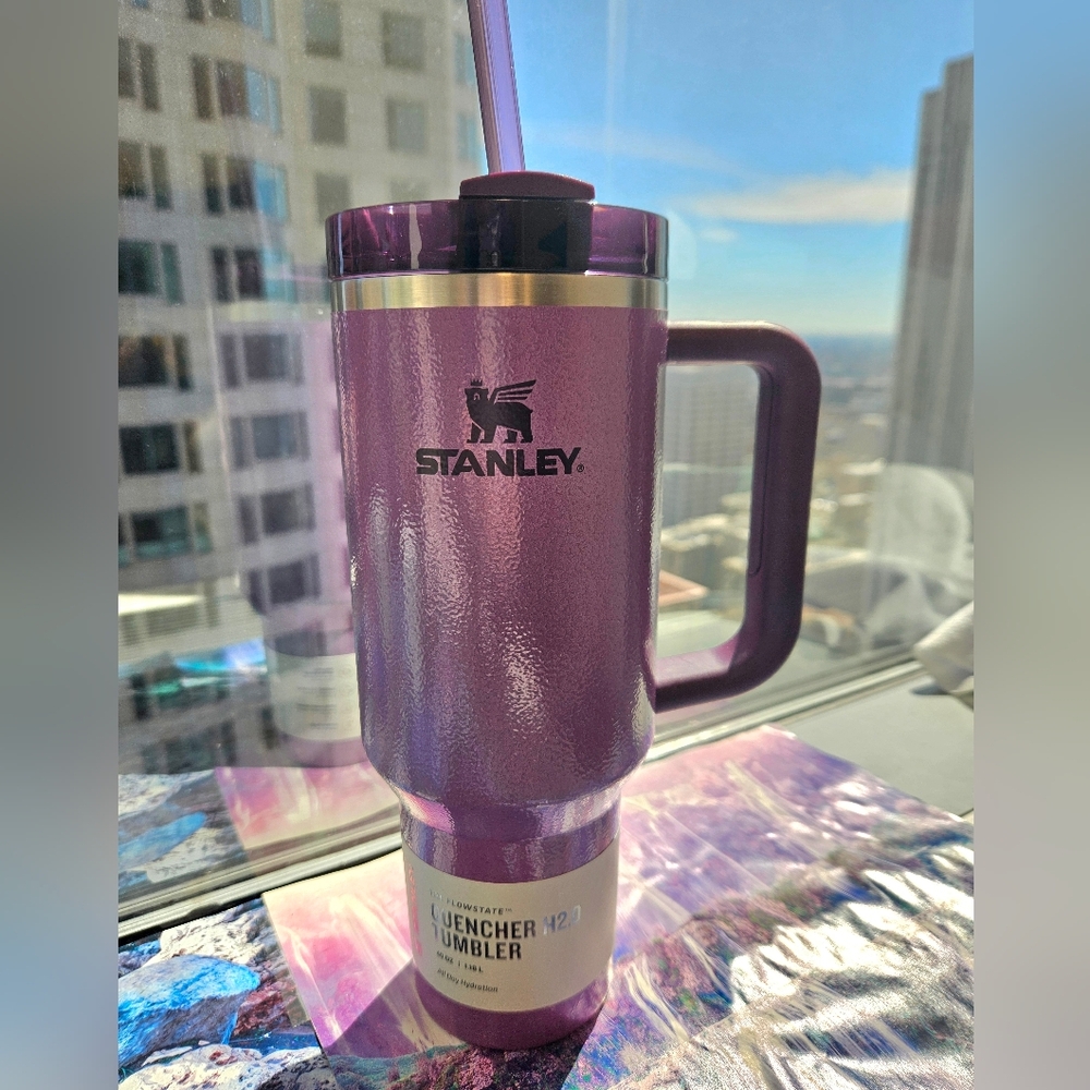 LIMITED EDITION Stanley 40 oz Tumbler in Hammertone finish - Brand New